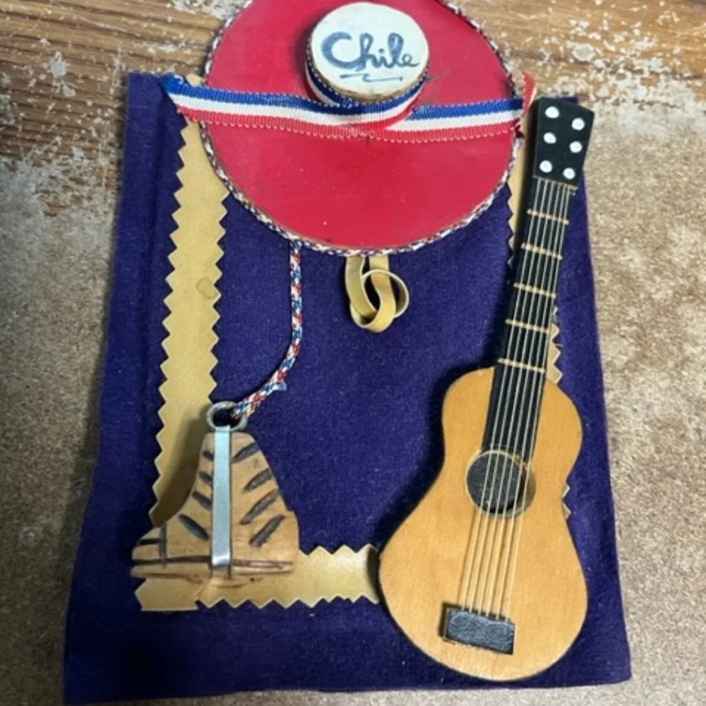 VTG Chile Hanging Table Souvenir Hat Guitar Boots w/Spurs on Felt  4.25